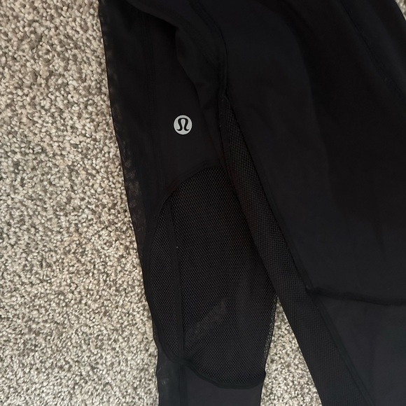 LULULEMON FAST AND FREE MESH LEGGINGS - Picture 2 of 3